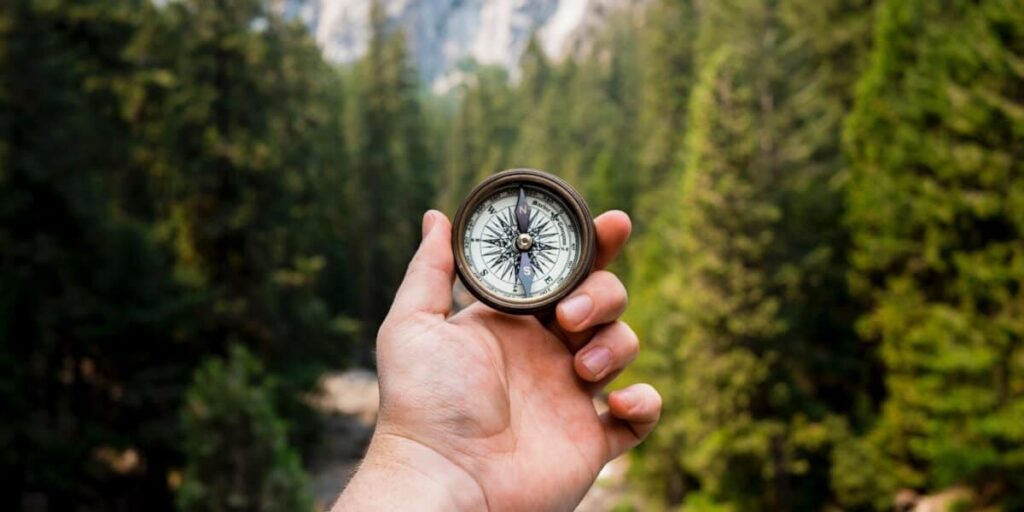 What are the Benefits of Using a Compass and Straightedge
