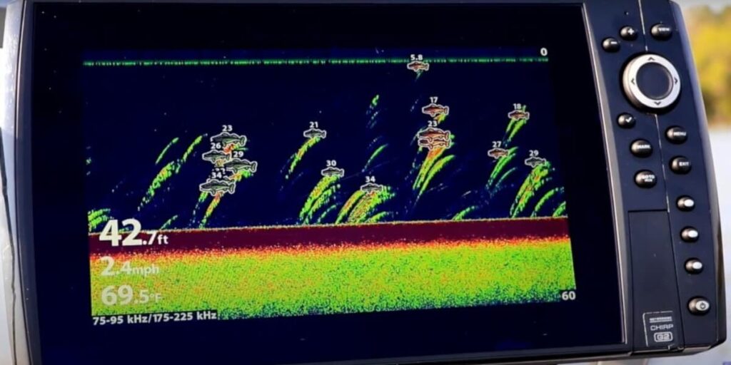 How To Read a Fish Finder