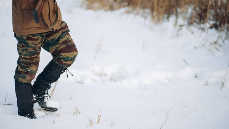 How To Keep Feet Warm While Hunting