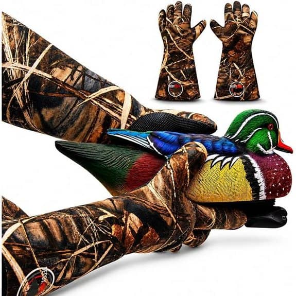 Insulated Camouflage Decoy Gloves — Waterproof/Cold Weather